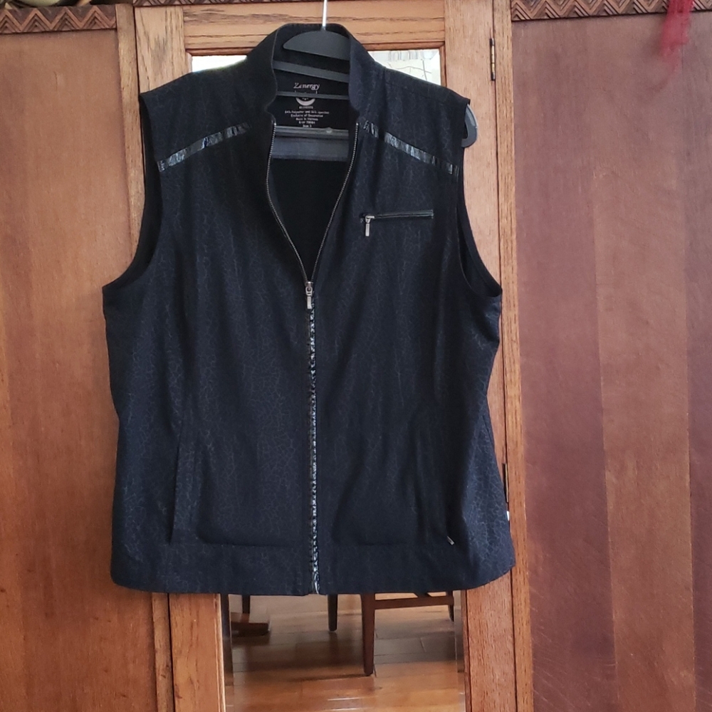Chicos Zenergy Black Vest